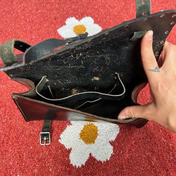 Motorcycle - Picture 2 of 3